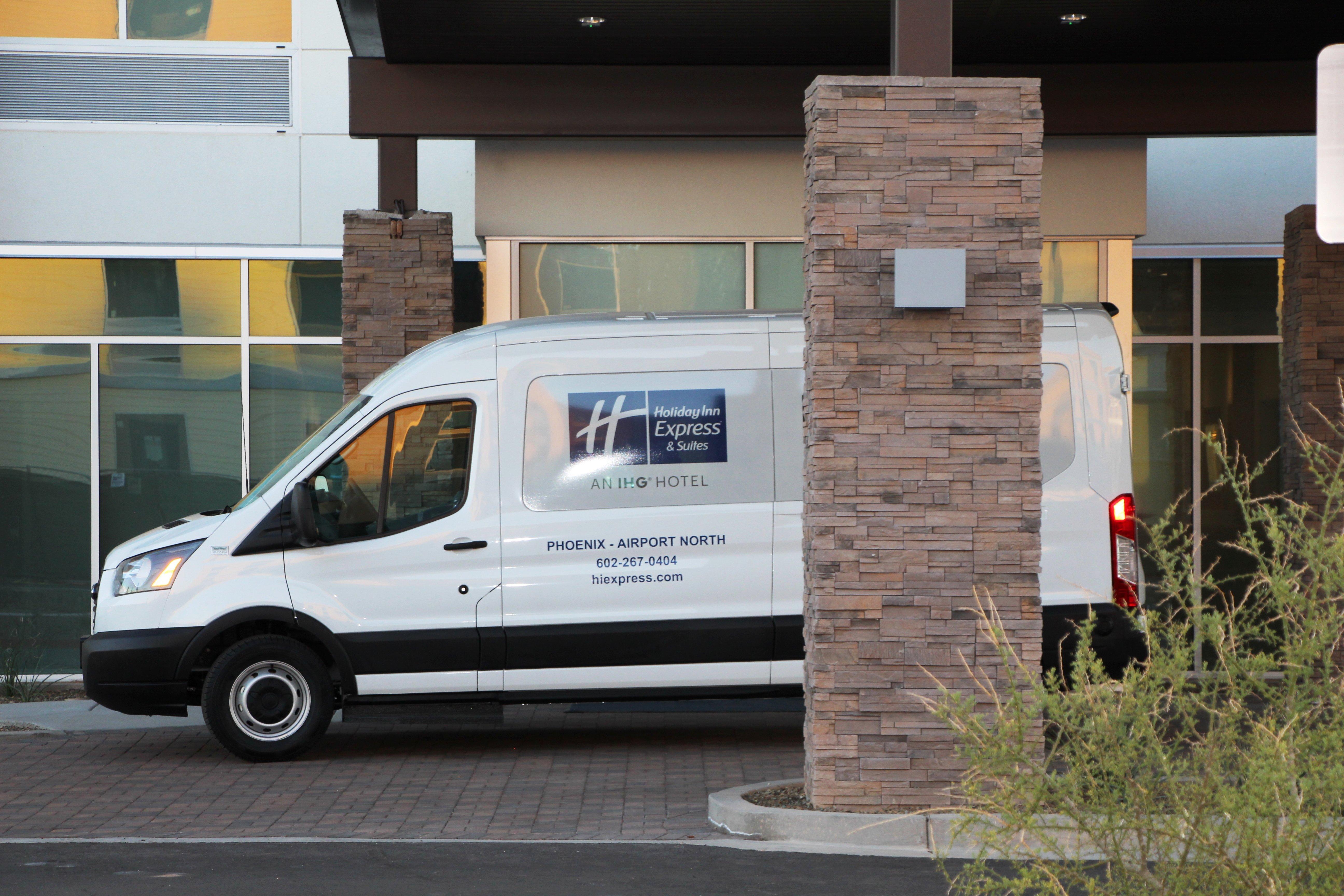 Holiday Inn Express & Suites - Phoenix - Airport North By Ihg Экстерьер фото